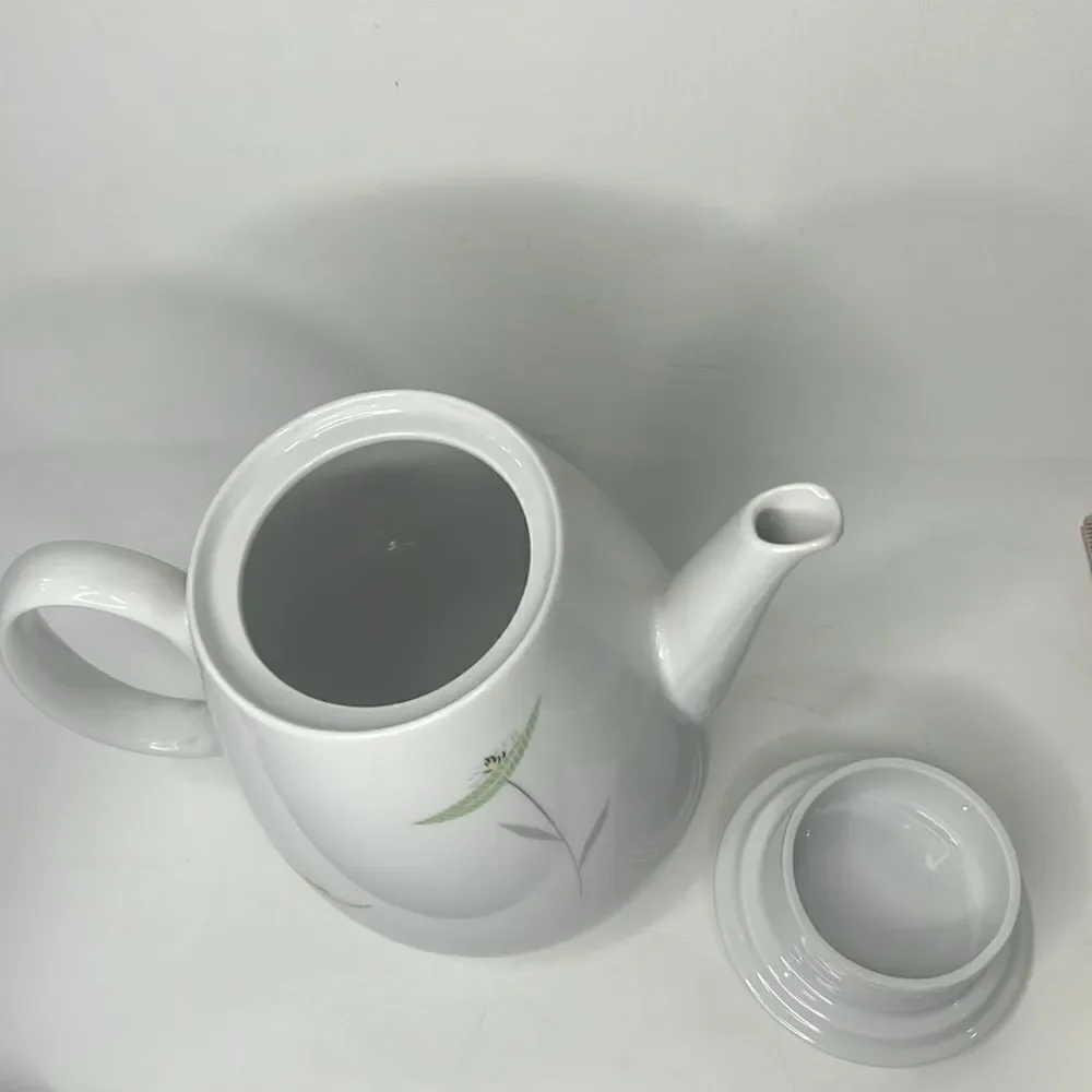 Thomas Germany Coffee Tea Pot With Lid White Floral Porcelain 7 1/4 Inches Tall